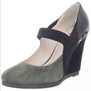 PLENTY BY TRACY REESE Suede and Patent Grey & Black Leather Mary Jane Wedge